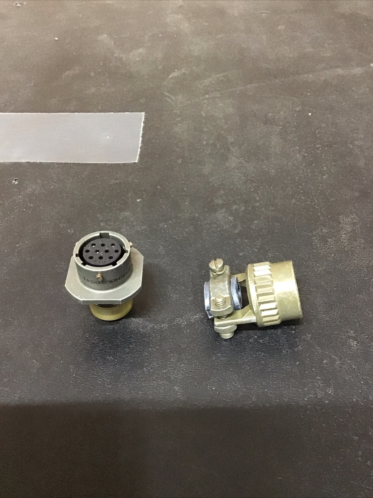 Amphenol 10 Pin Connector NEW Yellow S8